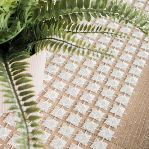 Jasmina Bieżnik gipiurowy, off white 010 z lurexem, rozmiar 40x140cm 061802/KSP/010/040140/1 Jasmina Bieżnik gipiurowy, off white 010 z lurexem, rozmiar 40x140cm 061802/KSP/010/040140/1