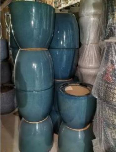 NEVA BLUE Komplet 3 osłonek ceramicznycXl: 50x50x45/ L:42x42x42/ M:35x35x38cm NEVA BLUE Komplet 3 osłonek ceramicznycXl: 50x50x45/ L:42x42x42/ M:35x35x38cm