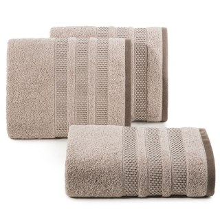 Ręcznik 70x140 Nastia beżowy z żakardową bordiurą w pasy w stylu eko frotte 500 g/m2 Eurofirany