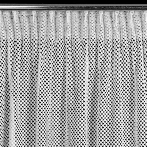 Firana 140x270 Agness biała o strukturze drobnej siatki z falbanką gotowa na taśmie Eurofirany