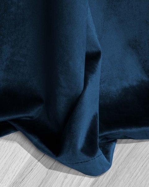 Zasłona gotowa 140x250 granatowa welurowa na przelotkach soft Velvet do salonu