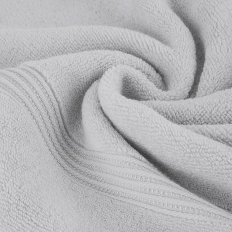 Ręcznik Molly 70x140 cm srebrny frotte bawełniany 550 g/m2 Eurofirany
