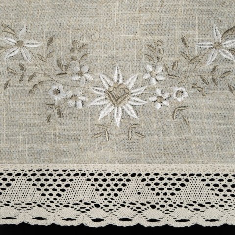 Zazdrostka 60x150 Veronica naturalna z tkaniny z dodatkiem lnu zdobiona haftem gotowa na tunelu Eurofirany