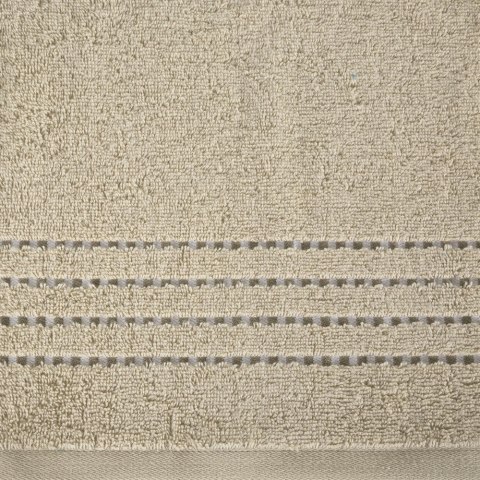 Ręcznik 50x90 Fiore beżowy 500g/m2 frotte ozdobiony bordiurą w postaci cienkich paseczków Eurofirany Ręcznik 50x90 Fiore beżowy 500g/m2 frotte ozdobiony bordiurą w postaci cienkich paseczków Eurofirany