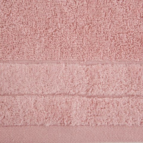 Ręcznik Damla 30x50 pudrowy różowy frotte 500 g/m2 Eurofirany