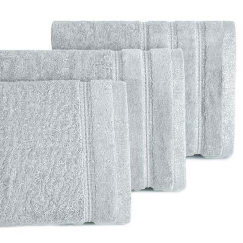 Ręcznik Glory 1 30x50 stalowy z welurową bordiurą i błyszczącą nicią 500g/m2 Eurofirany Ręcznik Glory 1 30x50 stalowy z welurową bordiurą i błyszczącą nicią 500g/m2 Eurofirany